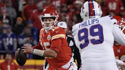 Patrick Mahomes Set To Play First Road Playoff Game In Buffalo Against