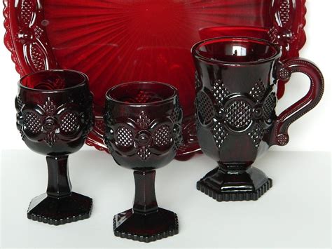 Avon Red Glassware Dessert Platter Cups Mug Set Vintage Haute Juice