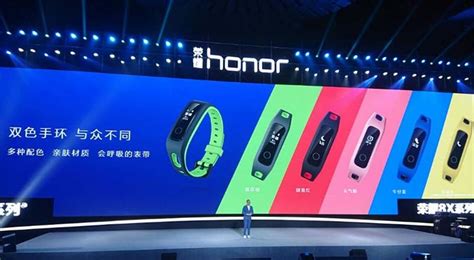 Honor Band 4 и Honor Band 4 Running Edition: цена, характеристики и ...