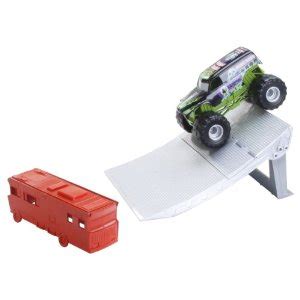 HOT WHEELS TRACK SET Hot Wheels Monster Jam Mega Crash Ramp Playset