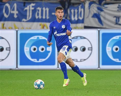 Fc Schalke Aydin Begehrt Wie Entscheidet Sich Das S Juwel