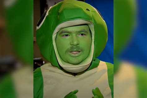 Maryland Man Becomes Viral Sensation as "Therapy Gecko" - Free Beer and