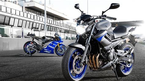 2013 Yamaha XJ6 Naked Launched In Race Blue Paint Scheme Ride Talks News