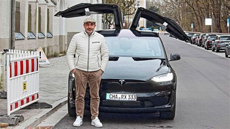 Tief In Der Krise Was Ist Los Mit Tesla Auto Motor Und Sport