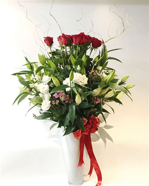 Luxury Rose & Lily Bouquet - VPFLOWERS