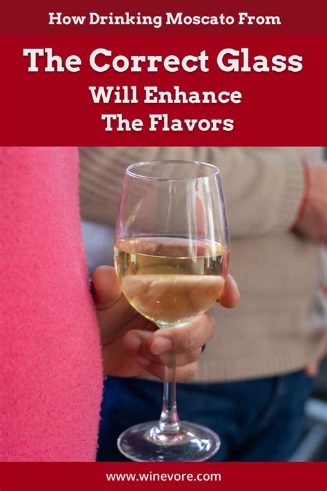 How Drinking Moscato From The Correct Glass Will Enhance The Flavors