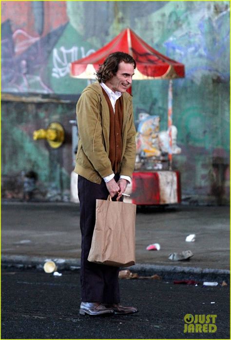 Joaquin Phoenix As The Joker First Look At Standalone Movie Photo