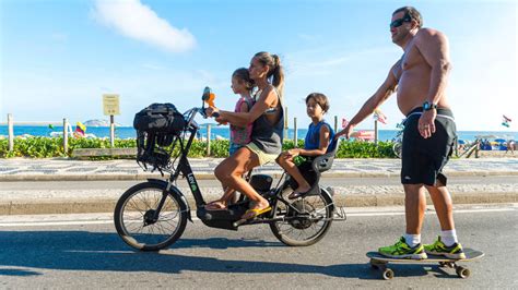 Sex and the business Julie Hrstkové Svět patří vám cyklistům Hospodářské noviny HN cz