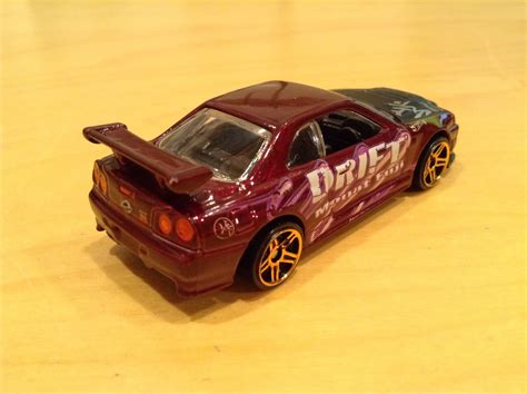 Julian S Hot Wheels Blog Nissan Skyline Gt R R Hw Road Trippin Mt Fuji Touge Road