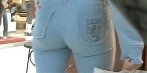 Candid Street Cam Catches A Hot Ass In Tight Jeans Tnaflix