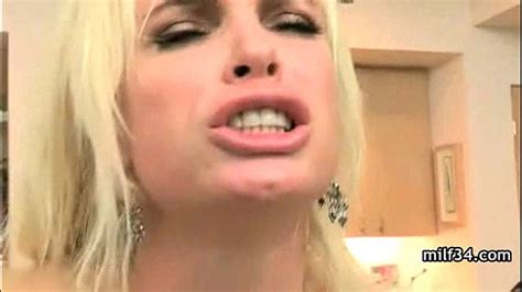 Blonde Cougar Search XNXX