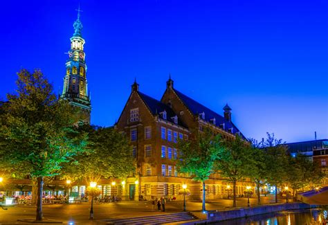 night view  town hall  leiden netherlands wesp finance