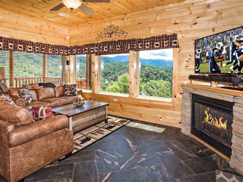 #1 Mountain Cabins in Gatlinburg | Luxury Cabin Rentals