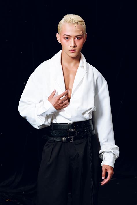 D N M Nam B N Nude Khoe C B P M I B Ng Tr N S Ng Truy N H Nh