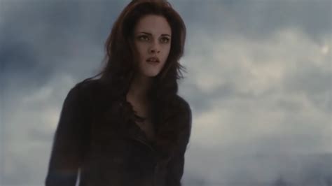 The Story Behind Twilight Saga: Breaking Dawn Part 2's Big Ending Twist ...