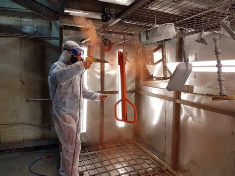 Все о порошковой краске: что это, что ей можно красить и как