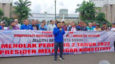 Aliansi Aksi Sejuta Buruh Demo Tolak Perppu Cipta Kerja Di Gedung