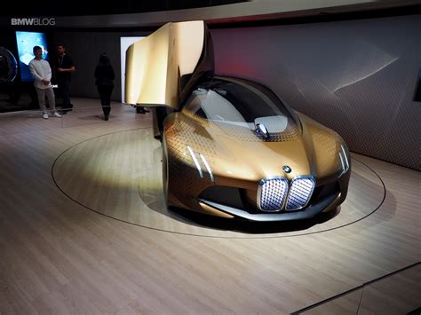 BMW Vision Next 100 displayed again in London