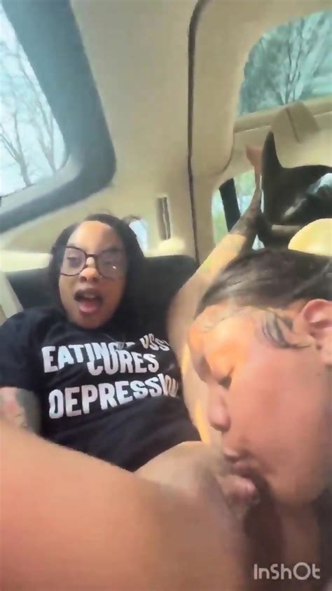 Ugly Lesbian Eats Pussy