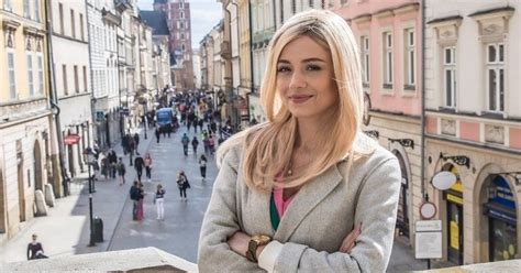 Adriana Kalska Papiery Na Szcz Cie Nowy Serial Tvn Kiedy