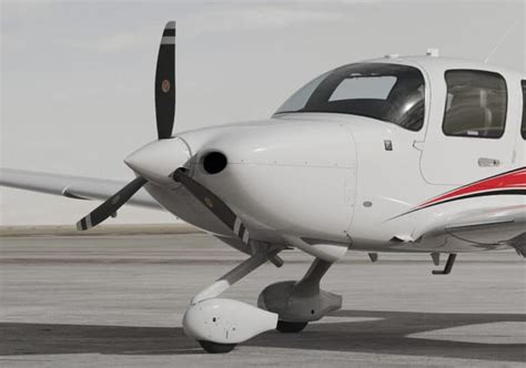 Sr20 Cirrus Aircraft Comfortable Cabin With Lifestyle Features