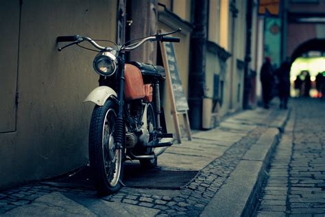 street sidewalk vintage  photo  pixabay