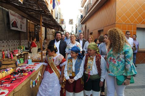 Alcalà de Xivert vive ya la VI Fira de la Tomata de Penjar