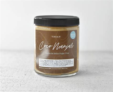 8 Hot Sexy Daniela Montaguth Bikini Pics