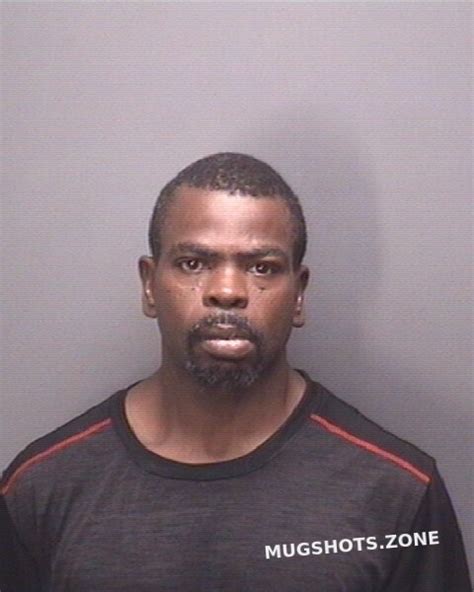 RIDDICK KENNETH ALVIN 10 14 2022 Suffolk Mugshots Zone