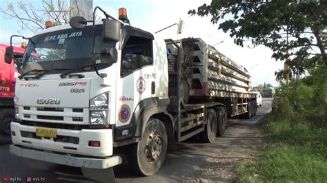 Panjang Truck Trailer Hino Isuzu Giga Truk Gandeng Truk