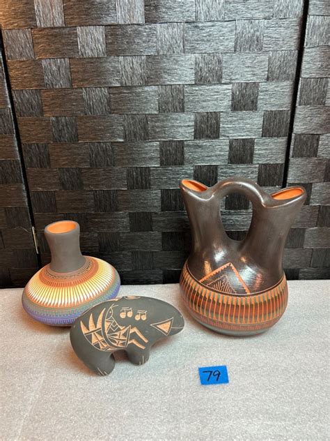 Lot 79 Navajo Pottery Lot Floridas Online Auctions