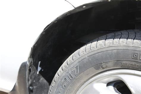 Установка задних подкрылок — Honda Civic Ferio (6G), 1,5 л, 1998 года ...