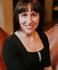 Depilacja bikini w domu jak uniknąć podrażnień i wrastających włosków