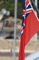 Gwyneth Paltrow In Bikini At A Yacht In St Tropez Hawtcelebs