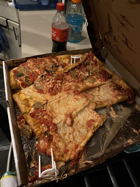 Delivery Man Did Not Give A Fuck About My Cheese R Wellthatsucks