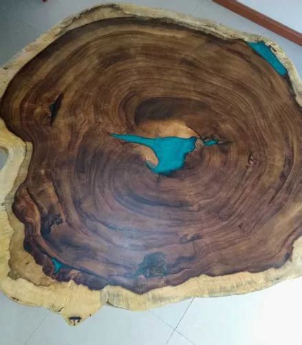 Mesa De Parota Con Resina Epóxica Color Turquesa en venta en San Pedro