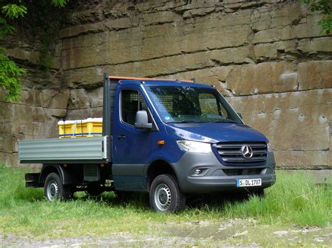 Experten Test Mercedes Sprinter 319 CDI 4x4 VanExperten