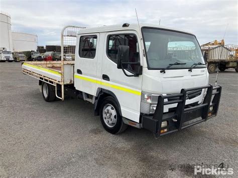 Buy Used Mitsubishi Fuso Canter Mini Loader In Listed On Machines U