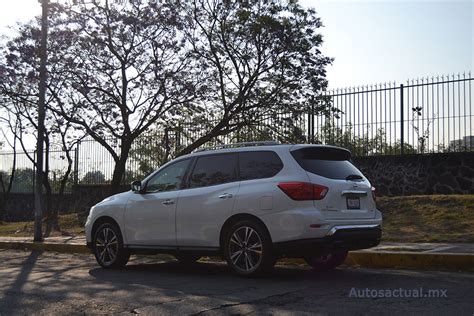 Nissan Pathfinder Prueba En La Cdmx Por Autos Actual Lateral