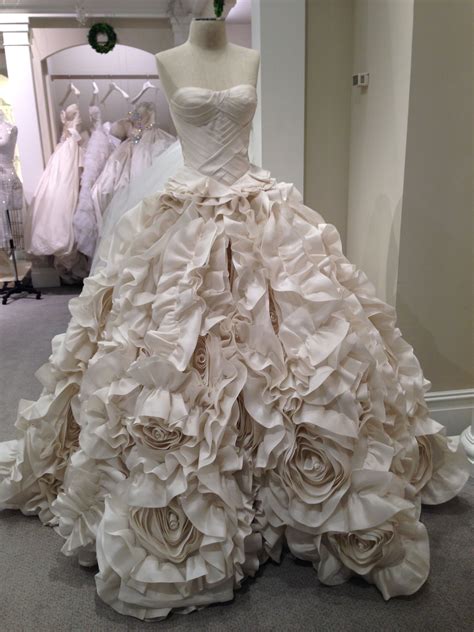 Pin By Alejandra Resillas On Fiesta Rose Wedding Dress Sunday Rose