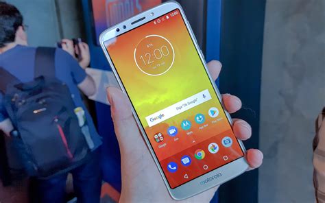 Motorola confirma Moto E5 e E5 Plus não serão atualizados para o Android P