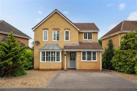 Moat Way Swavesey Cb24 4 Bed Detached House For Sale £500 000