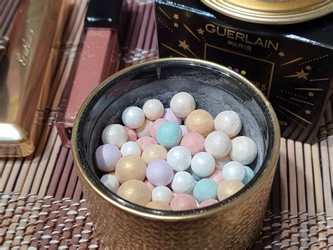 Пудра в шариках Guerlain Golden Bee Meteorites | отзывы