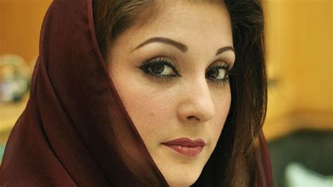 Maryam Nawaz Let Her Clothes Do The Talking In A Free Nawaz Kurta