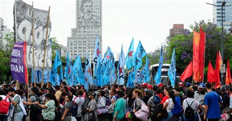 Los Piqueteros Levantaron El Corte En La 9 De Julio Y El Gobierno Le