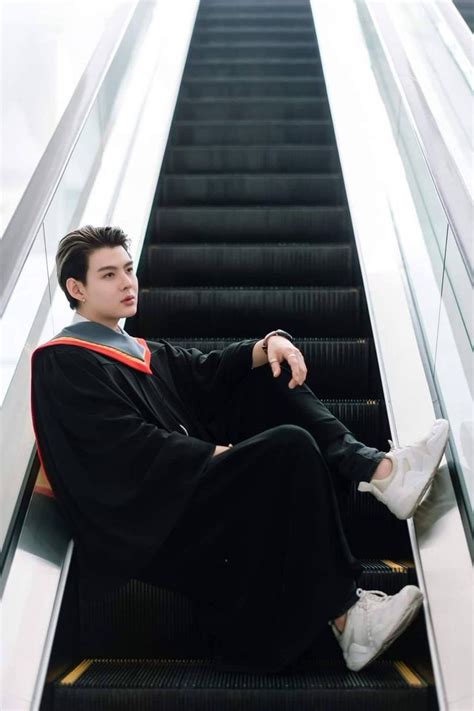 𝐓𝐄𝐄 on Twitter Cute gay couples Men photoshoot Cute gay