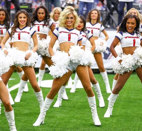 Pin By Wgray On Cheerleaders Football Cheerleaders Texans Cheerleaders Hot Cheerleaders