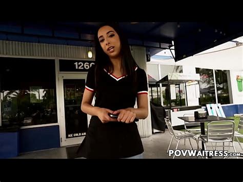 La Camarera De Culo De Burbuja Kiarra Kai POV Follada Por Un Cliente XVIDEOS