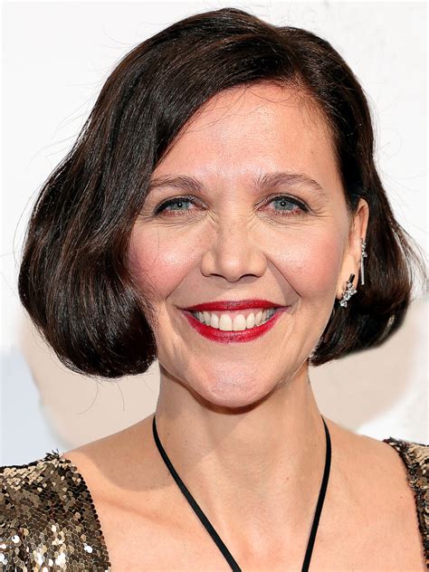 Nominee Profile 2022: Maggie Gyllenhaal, “The Lost Daughter” - Golden