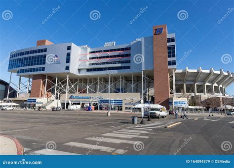 Albertsons Stadium on Boise State University Campus Editorial Stock ...